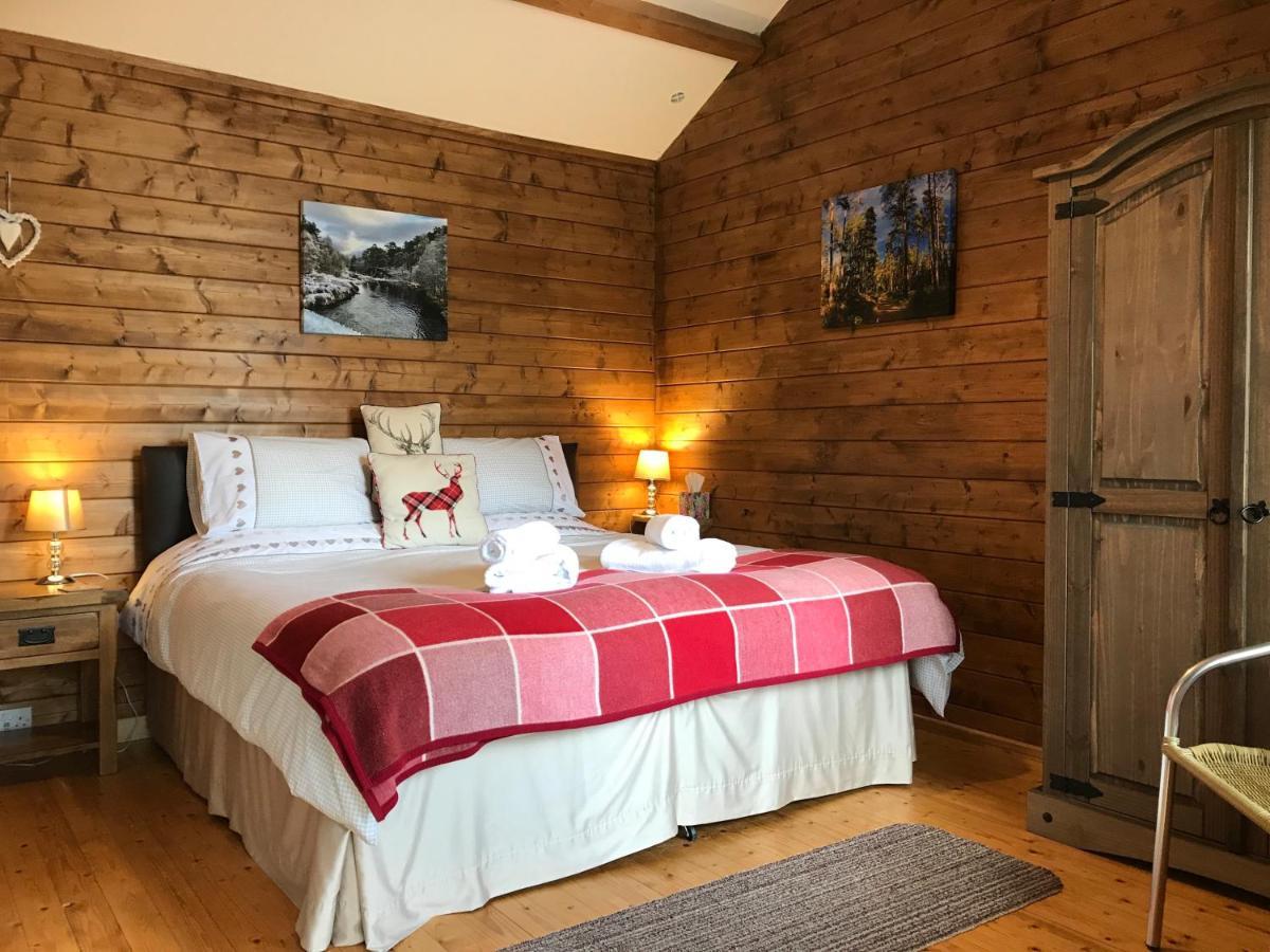 Hill Cottage Cabins Форт Аугустус Экстерьер фото