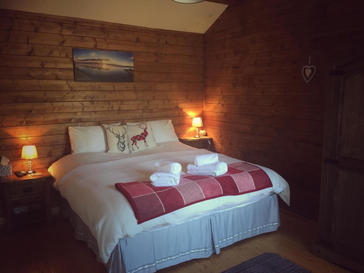 Hill Cottage Cabins Форт Аугустус Экстерьер фото